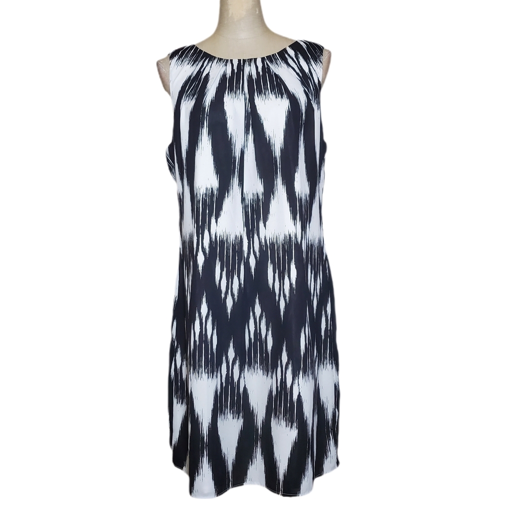 Worthington Sleeveless Black and White Patterned Dress Sz 12